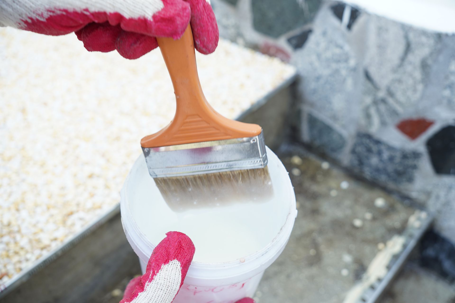 thi công sàn sỏi cho lối đi sân vườn